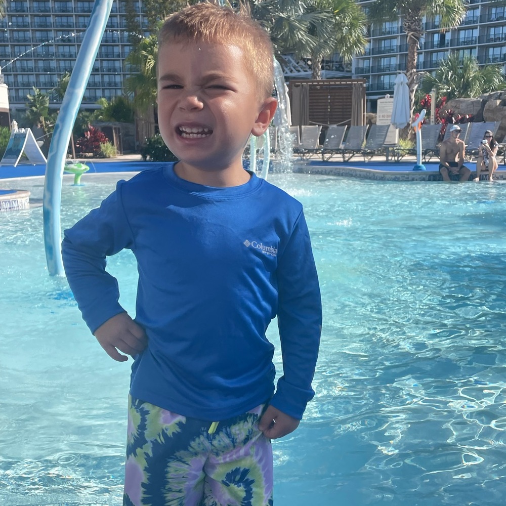 Columbia swim shirt long sleeves
